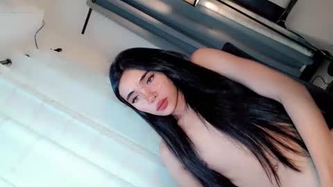 call_me_nina online show from 06/05/26, 06:52