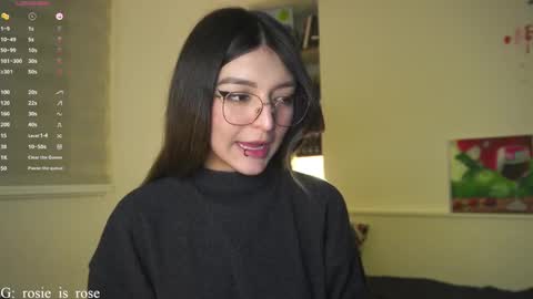 Snapshot of call_me_rosie chatting on 12/27/24, 05:09 online show from 12/27/24, 05:09