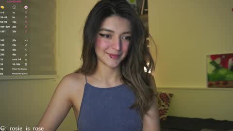 Snapshot of call_me_rosie chatting on 12/31/24, 04:38 online show from 12/31/24, 04:38