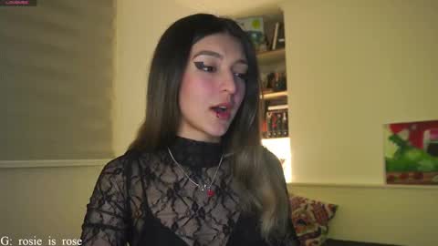 Snapshot of call_me_rosie chatting on 01/21/25, 01:29 online show from 01/21/25, 01:29