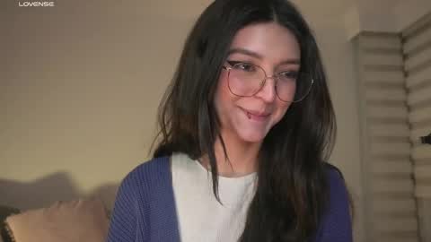   online show from 05/02/26, 04:39