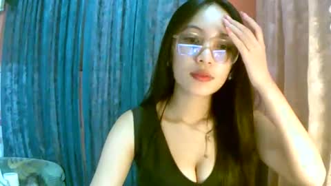 Snapshot of calla_freya chatting on 10/11/25, 08:13 Freya online show from 10/11/25, 08:13