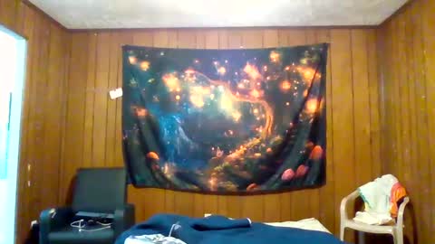 Calli online show from 10/15/25, 04:45