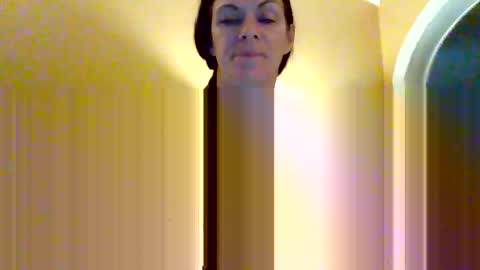 Snapshot of calli_girl420 chatting on 03/16/26, 04:18 Calli online show from 03/16/26, 04:18