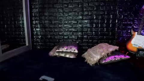 calliope_dark online show from 01/04/25, 02:35