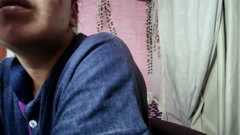 Snapshot of callme_lolas chatting on 06/12/26, 02:54 paula online show from 06/12/26, 02:54