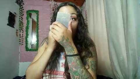 Snapshot of callme_lolas chatting on 06/12/26, 10:52 paula online show from 06/12/26, 10:52