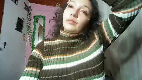 Snapshot of callme_lolas chatting on 07/02/26, 05:24 paula online show from 07/02/26, 05:24