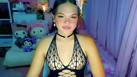 Mia online show from 03/09/26, 04:05