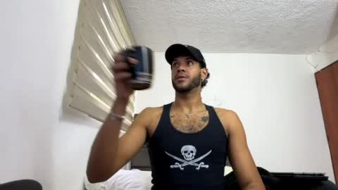 Snapshot of callmeby_lebron chatting on 04/26/26, 01:42 LeBron online show from 04/26/26, 01:42