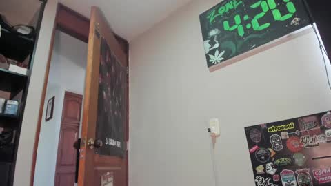 Emma online show from 12/19/24, 07:18