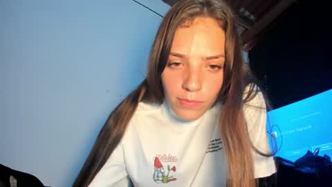 Emma online show from 03/07/25, 06:33