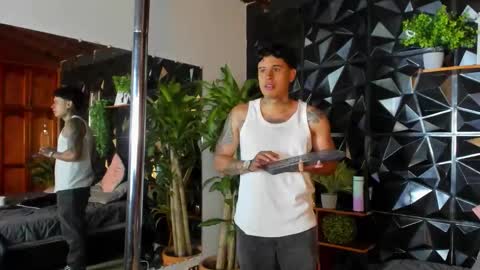 calvin913 online show from 11/25/25, 07:19