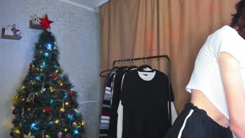 Snapshot of calvin_kevin_grem chatting on 12/11/24, 11:19 Calvin Kevin Grem online show from 12/11/24, 11:19