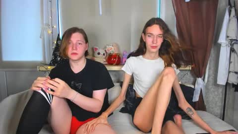 Snapshot of calvin_kevin_grem chatting on 10/23/25, 11:42 Calvin Kevin Grem online show from 10/23/25, 11:42