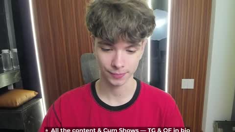 Hey I am Calvin  online show from 04/14/26, 05:08