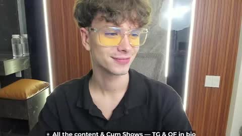 Hey I am Calvin  online show from 04/26/26, 05:10