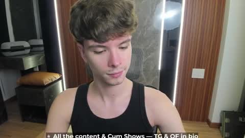 Hey I am Calvin  online show from 05/06/26, 05:18