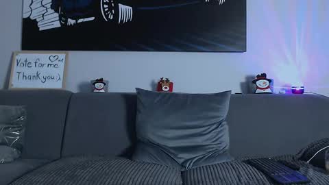 Snapshot of calvinhunt69 chatting on 12/31/24, 06:27 Calvin online show from 12/31/24, 06:27