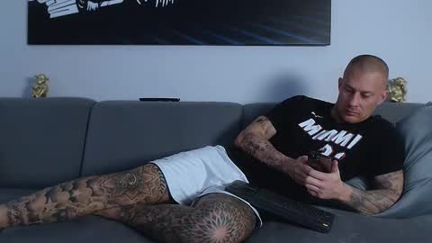 Snapshot of calvinhunt69 chatting on 02/03/25, 09:52 Calvin online show from 02/03/25, 09:52