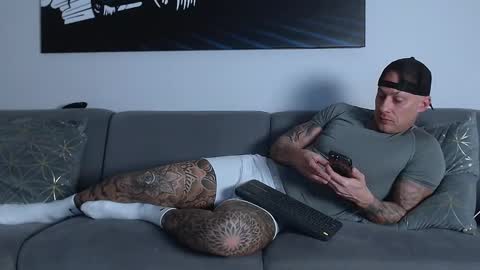 Snapshot of calvinhunt69 chatting on 03/04/25, 08:38 Calvin online show from 03/04/25, 08:38