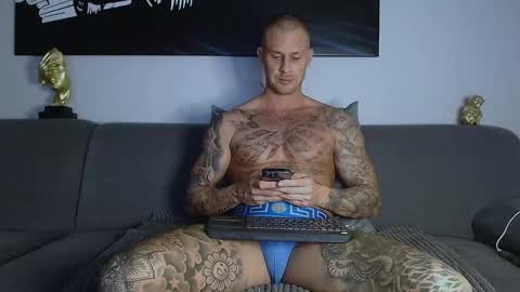 Snapshot of calvinhunt69 chatting on 03/05/25, 08:21 Calvin online show from 03/05/25, 08:21