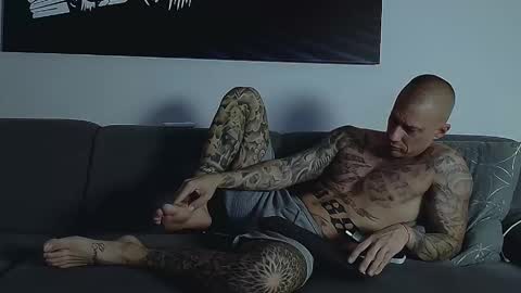 Snapshot of calvinhunt69 chatting on 09/18/25, 08:44 Calvin online show from 09/18/25, 08:44