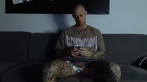 Snapshot of calvinhunt69 chatting on 09/29/25, 09:08 Calvin online show from 09/29/25, 09:08