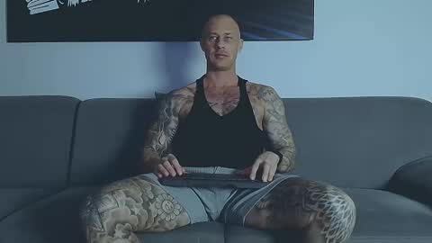 Calvin  online show from 02/27/26, 07:47