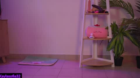 Calypso and Kayla online show from 01/27/25, 08:17