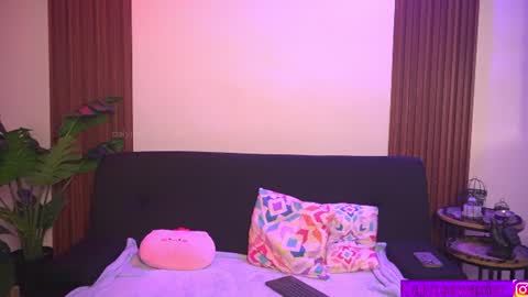 Calypso and Kayla online show from 07/01/26, 11:04