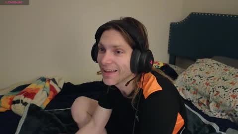 Snapshot of calypsocabal chatting on 11/16/25, 05:46 Calypso online show from 11/16/25, 05:46