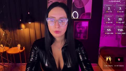 Snapshot of calypsownsu chatting on 12/03/24, 02:25 Christy online show from 12/03/24, 02:25