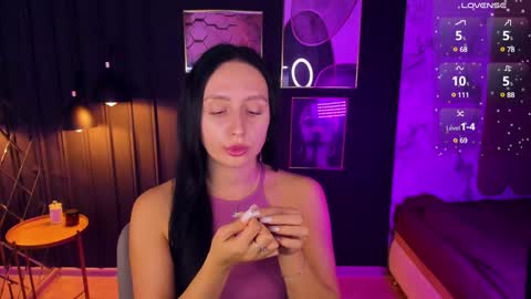 Snapshot of calypsownsu chatting on 12/11/24, 07:57 Christy online show from 12/11/24, 07:57