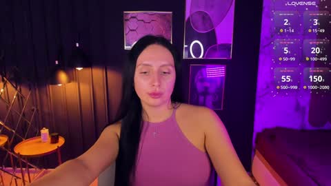 Snapshot of calypsownsu chatting on 12/12/24, 02:04 Christy online show from 12/12/24, 02:04