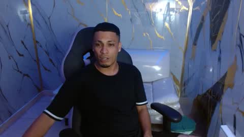 cam_xman online show from 05/14/26, 07:04