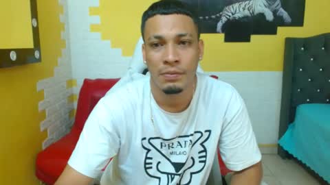 cam_xman online show from 05/22/26, 07:08