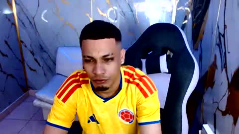 cam_xman online show from 07/04/26, 12:22