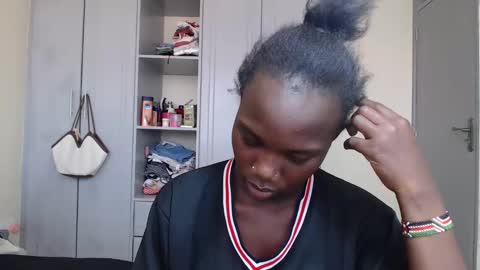 Princess online show from 01/12/25, 05:56