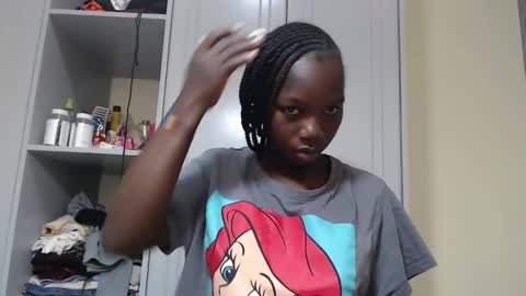 Princess online show from 03/10/25, 05:43