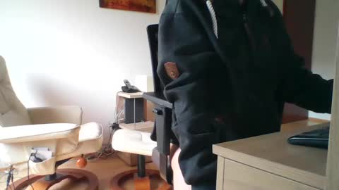 camcologne online show from 01/07/25, 01:46