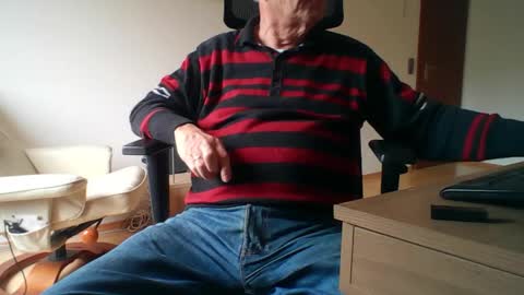 camcologne online show from 02/11/26, 09:25