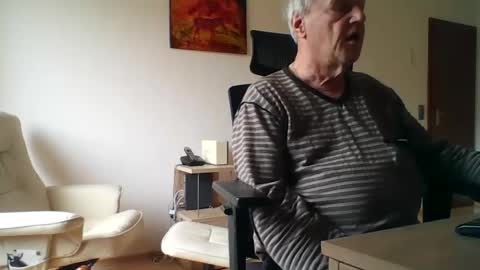 camcologne online show from 02/24/26, 10:02