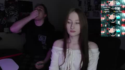 Rayon Gosuslug and Kirieshka Gosuslug online show from 10/08/25, 11:46