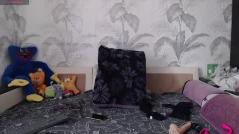 CamDiva1 online show from 06/03/26, 08:39
