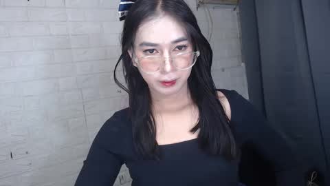 camela_star online show from 01/31/25, 11:56