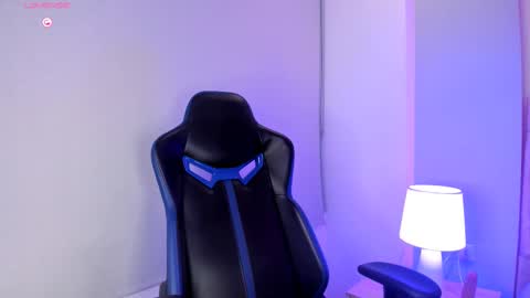 Camelia Smith online show from 02/11/25, 04:33