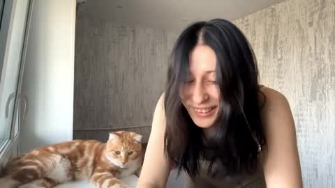 Snapshot of cameliaelworthy chatting on 04/06/26, 07:31 Alisa online show from 04/06/26, 07:31