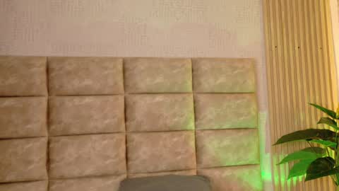 Cameron  online show from 05/12/26, 07:11