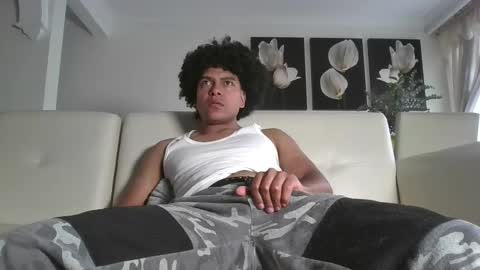 Stiven online show from 10/26/25, 07:53